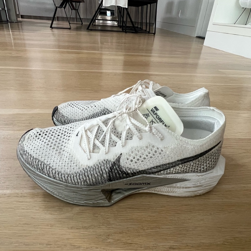 Nike Vaporfly 3 zoom x White and Gray Athletic Shoes